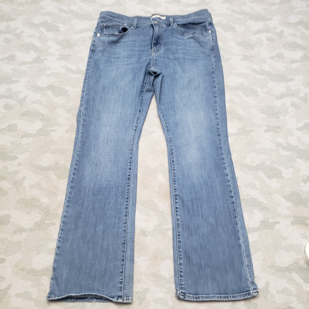 Levi's Jeans Womens 16 Blue Classic Bootcut Pockets‎ Denim Stretch Light Wash